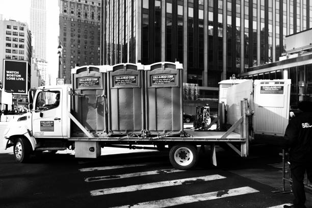 Best Local porta potty services  in Alum Creek, WV